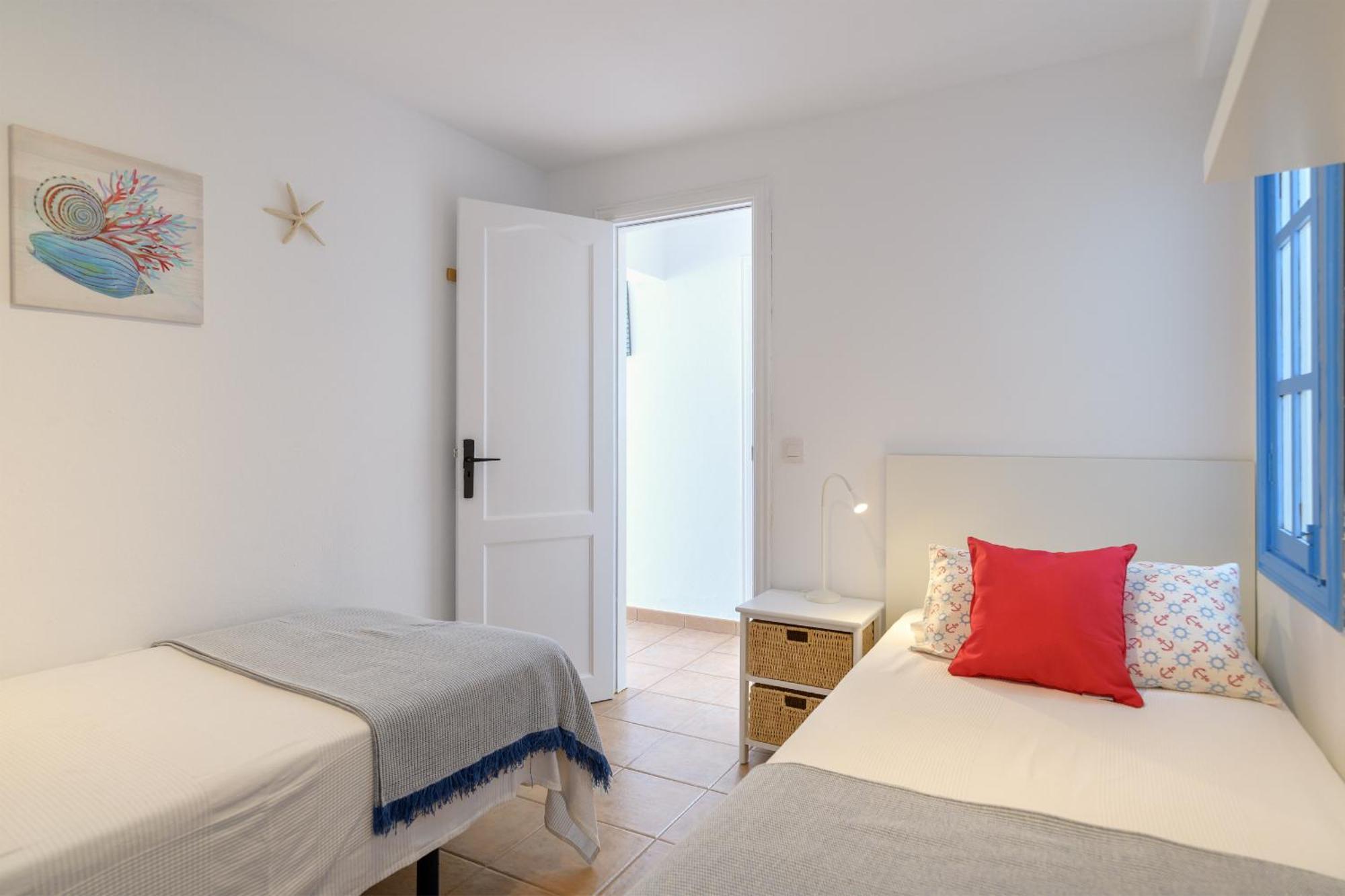 Famara Caracolillos, El Apartamento ภายนอก รูปภาพ